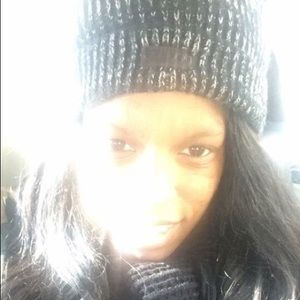 Meet your Posher, Dymaneisha